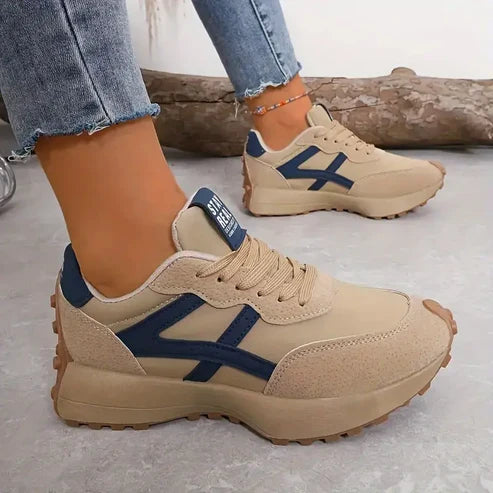 Nova Retro Running Sneakers